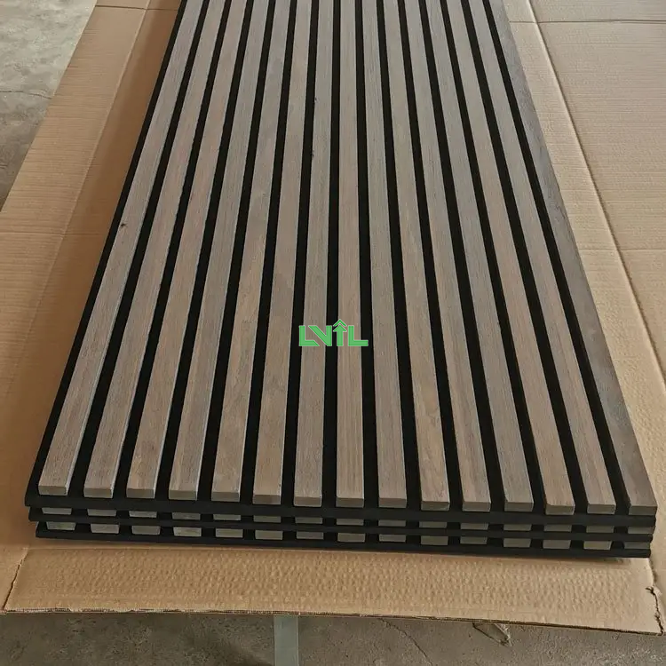 黑色MDF+聚酯纖維吸音板 室內(nèi)裝飾